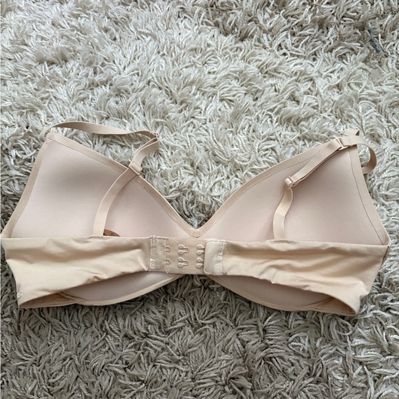 NWOT skims bra - Picture 2 of 4